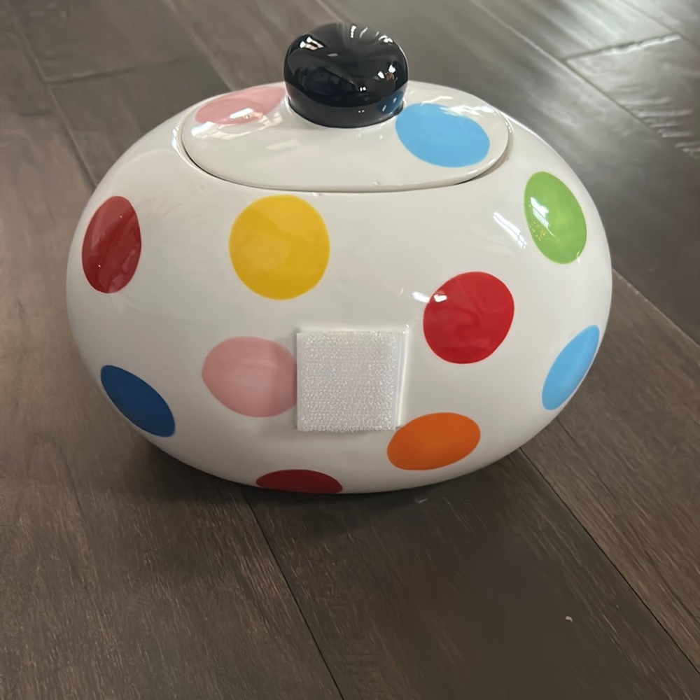 Coton color cookie jar